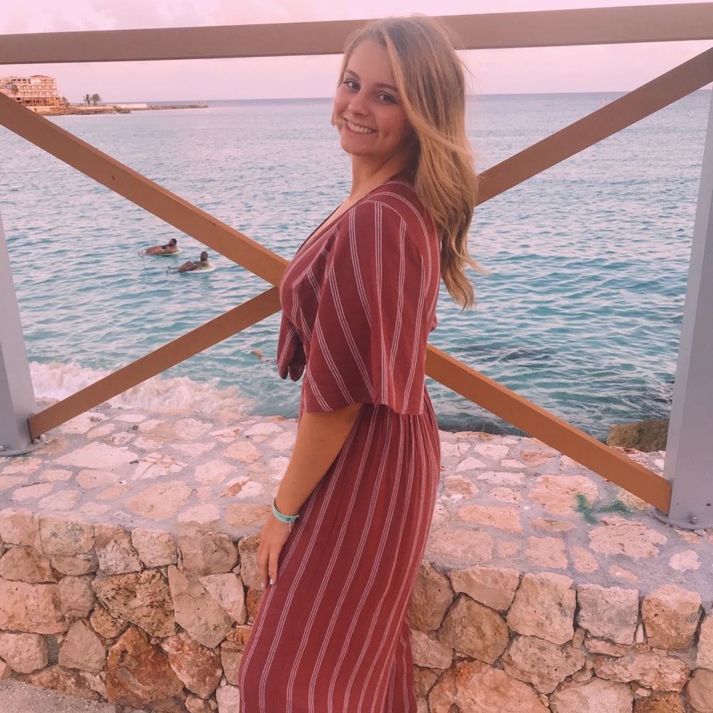 Meet your Posher, Racquel